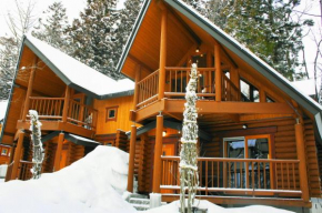 Отель Big Bear Chalets & Apartments, Хакуба